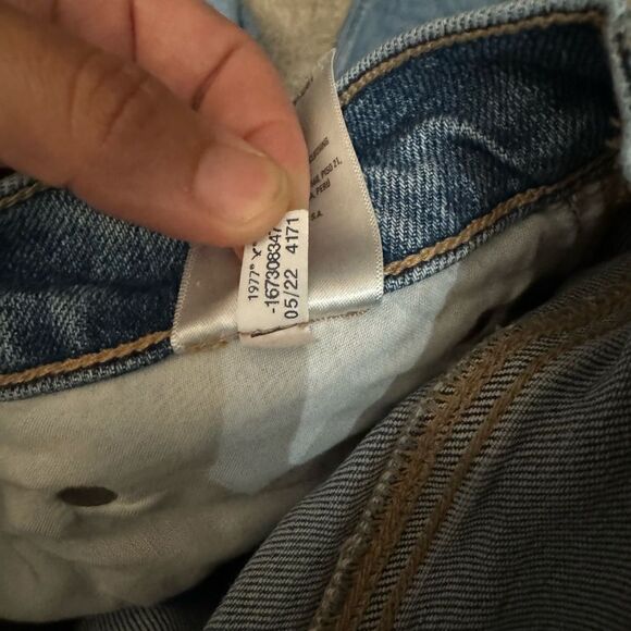 American Eagle 90's Straight Jeans Women's Strigid Stitch Detail Denim Size 2 - Picture 8 of 13